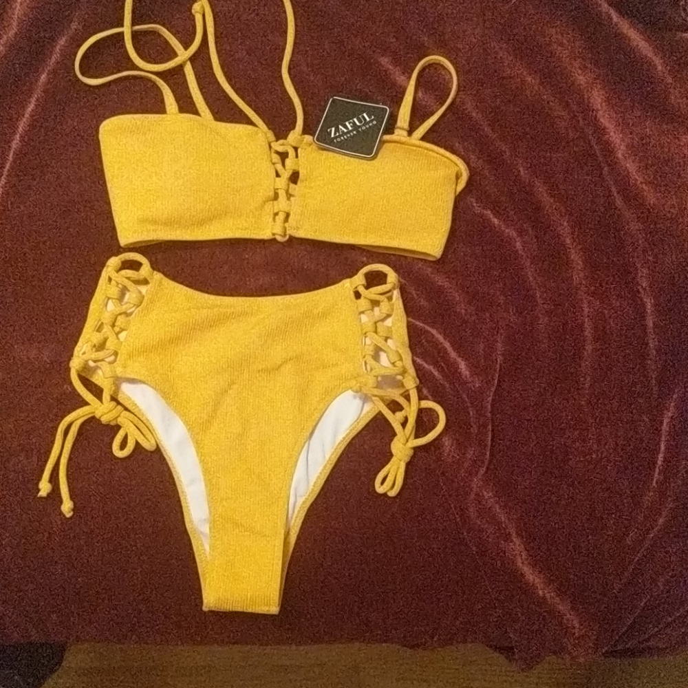👙2/$26 Zaful Ribbed Lace Up High Waist Bikini S/4